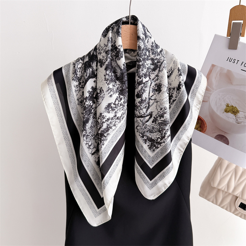 Sciarpe stampate nella giungla - Women Fashion Necktie recensione e prezzo